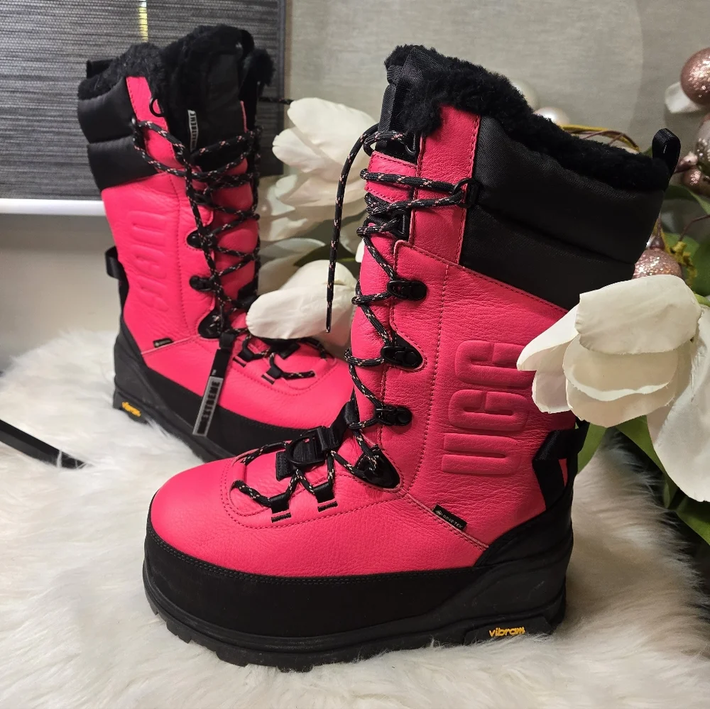 Ugg Shasta Gore-Tex® Waterproof Boot (Women)PGW Brand New